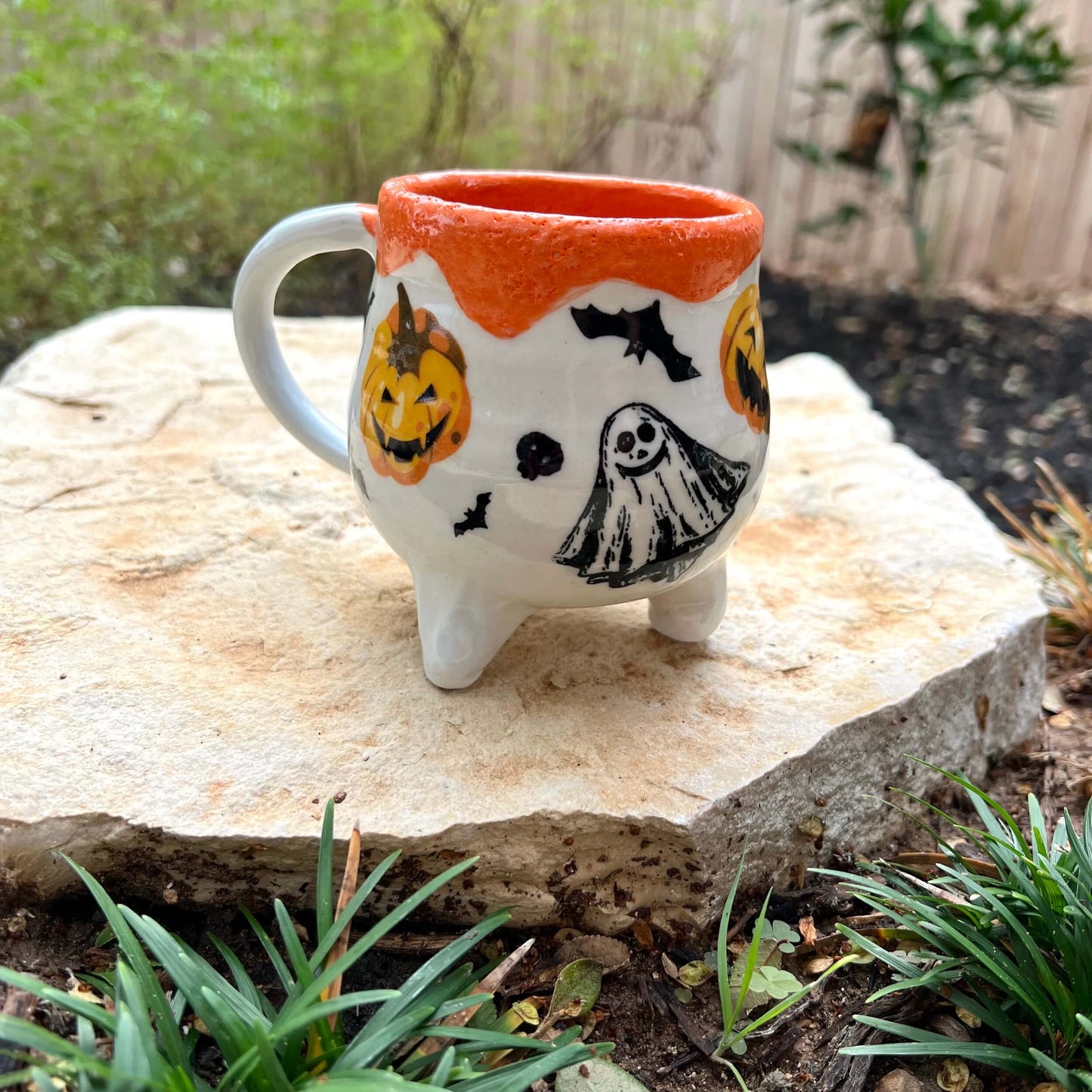 Halloween ceramic cauldron mug