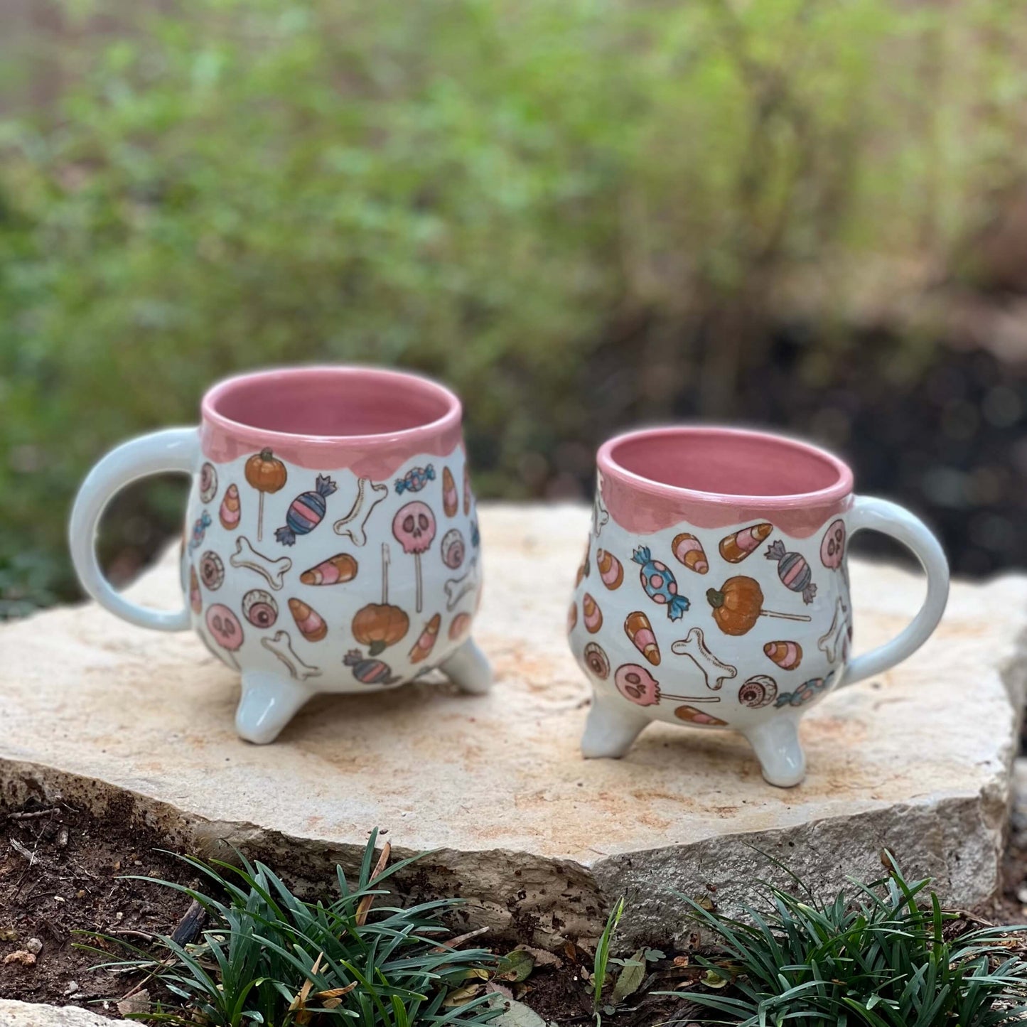 Halloween ceramic cauldron mug