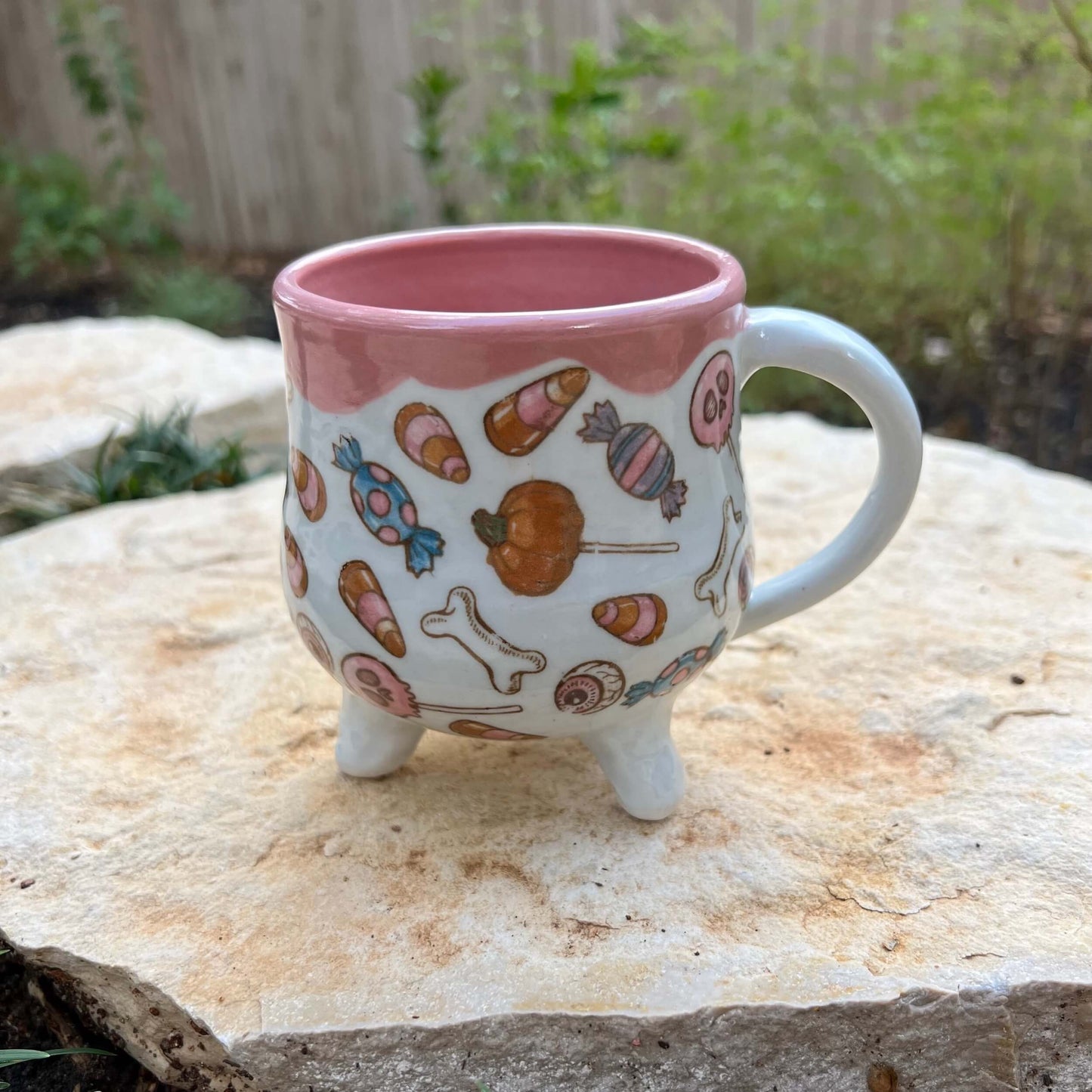 Halloween ceramic cauldron mug