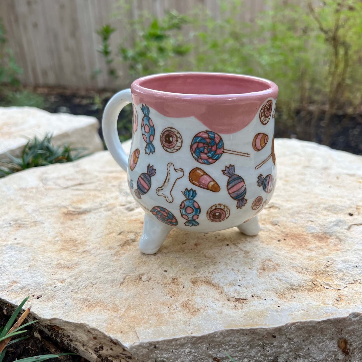 Halloween ceramic cauldron mug