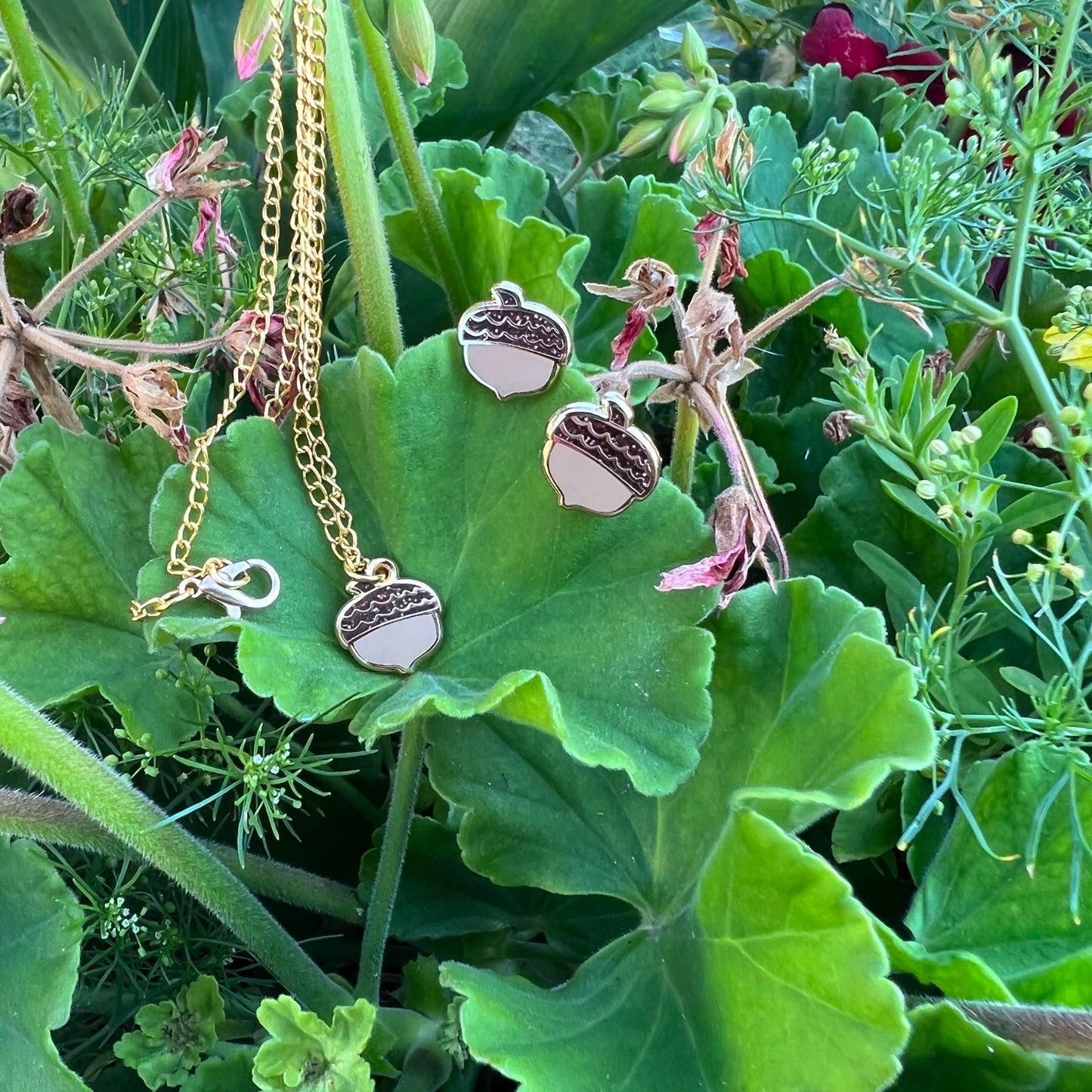 Small acorn stud earrings