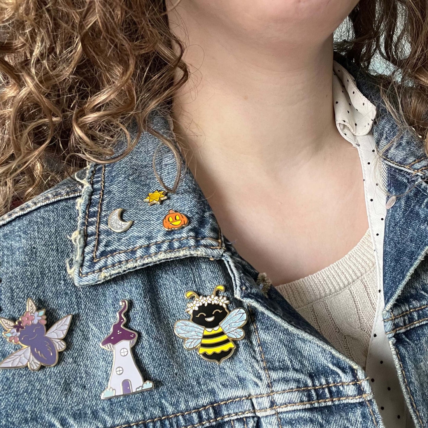 Bumblebee fairy with dress enamel pin