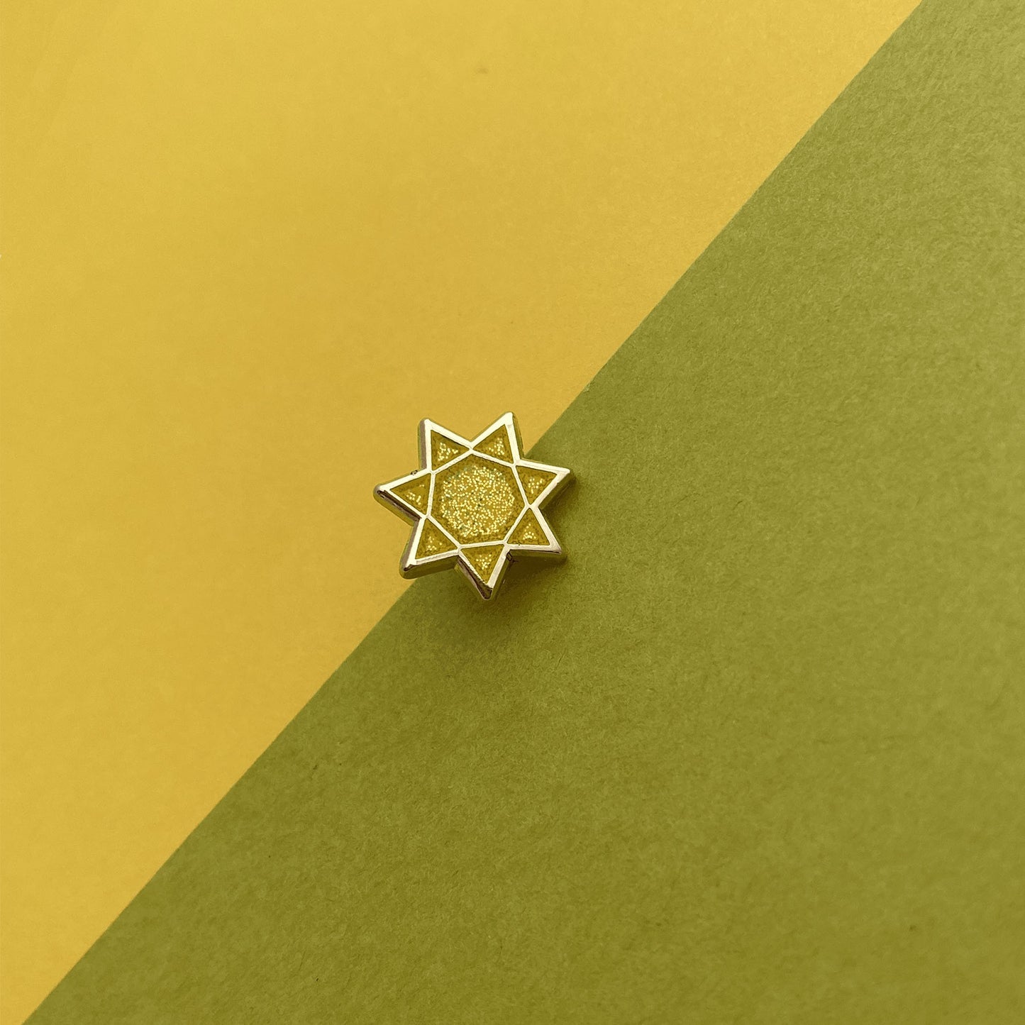 Glitter sun mini enamel pin